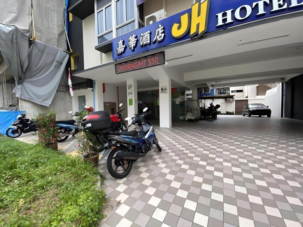 Hotel Jh